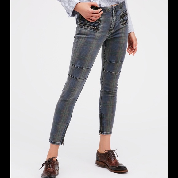 NWT Free People Lennon Printed Denim Skinny - Picture 3 of 7