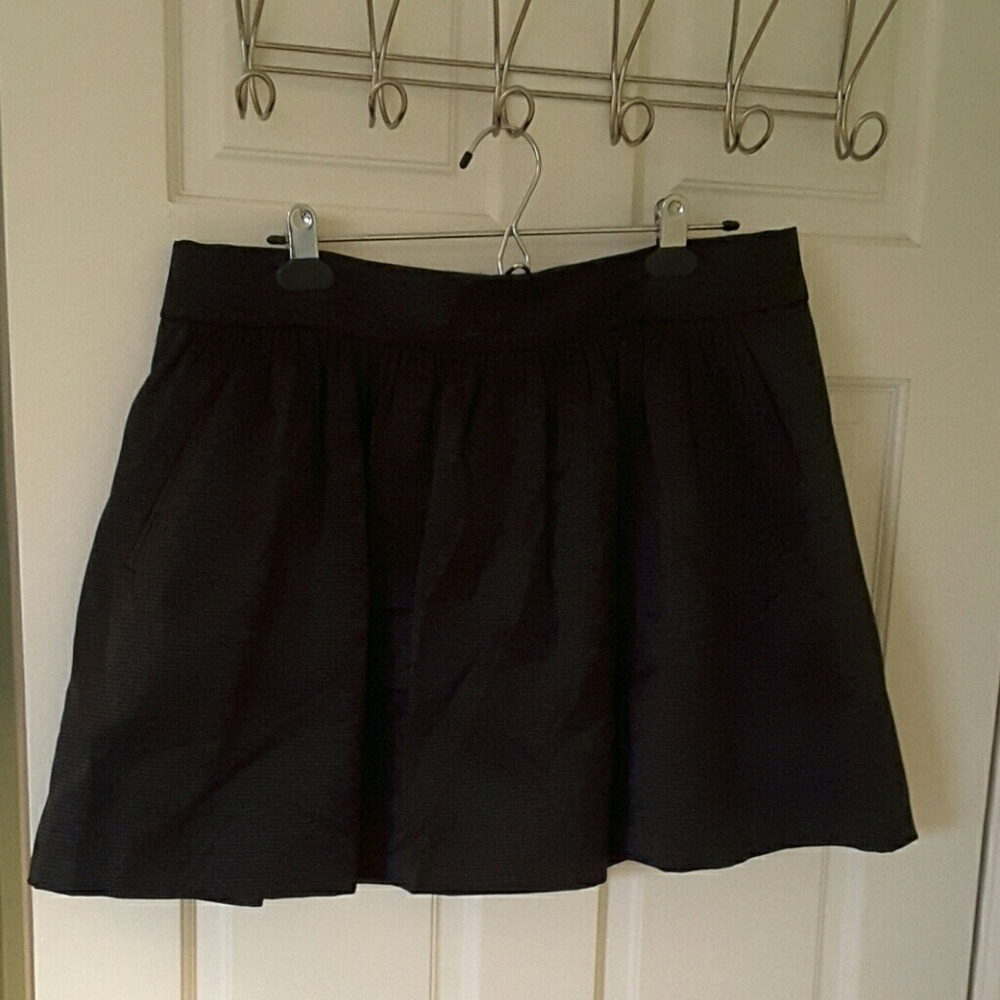 Banana republic black skirt