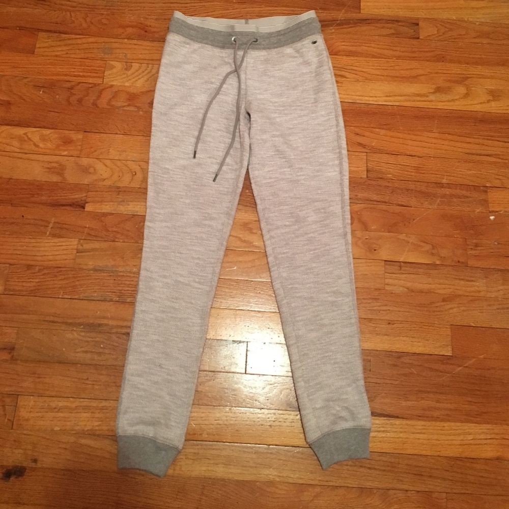 Light Grey American Eagle Joggers