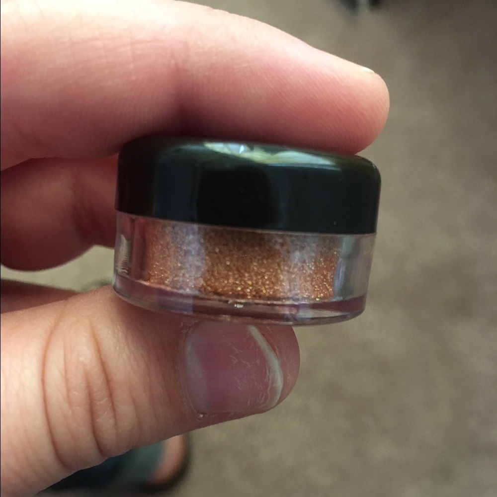 Emmprincess Melting Maple eyeshadow