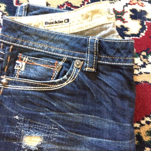 BUCKLE jeans 👖 - Picture 3 of 4