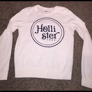 White and black hollister sweater