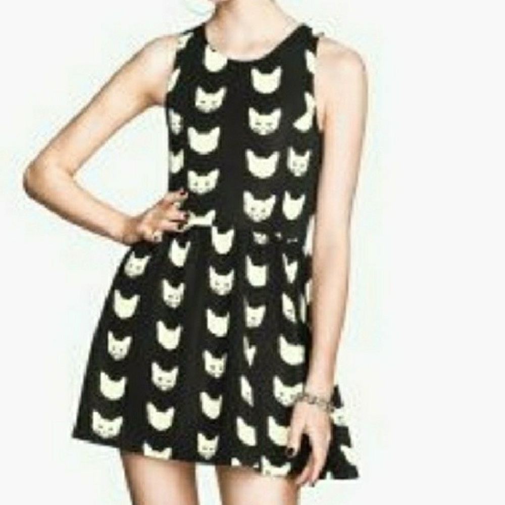 Black and white cat head/face dress