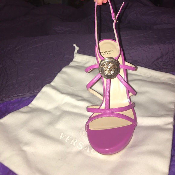 Brand new Versace heels - Picture 2 of 4