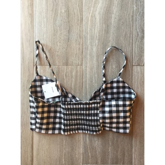 LOWEST🎉🍾NWT Urban Outfitters Knot Crop Top - Picture 3 of 3