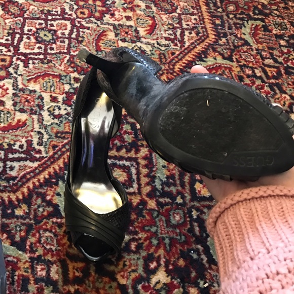 GUESS HEELS - Picture 3 of 5