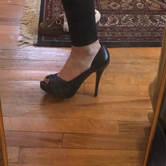 GUESS HEELS - Picture 4 of 5