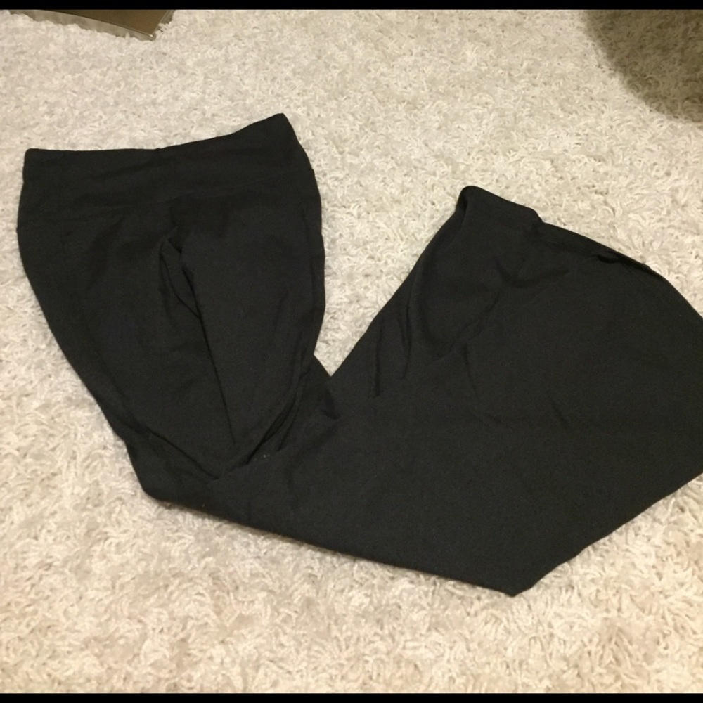 bootcut yoga pants🖤