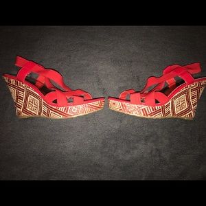 Charles by Charles David Wedges - barely worn