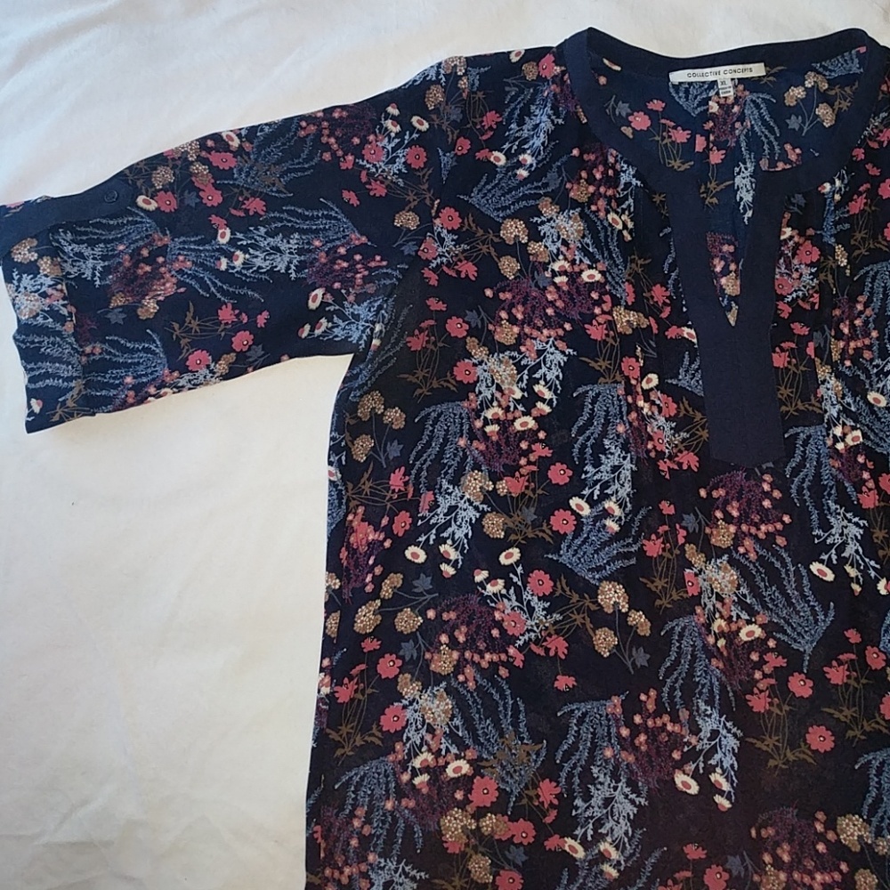 Stitch Fix - Floral Pleat Detail Blouse