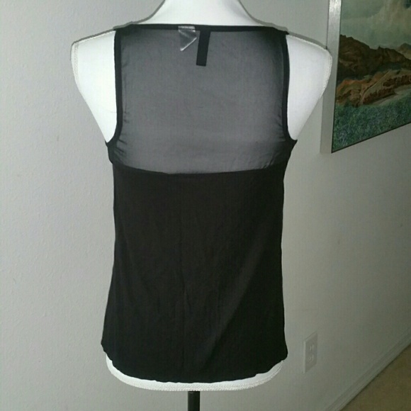 Sz 4 Black Sleeveless Top with Bow - Picture 2 of 2