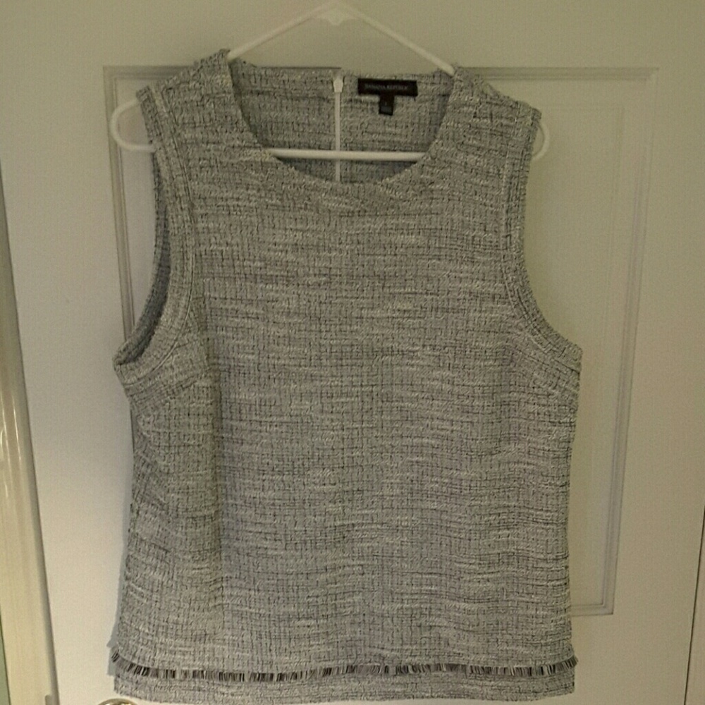 Grey Banana Republic tank
