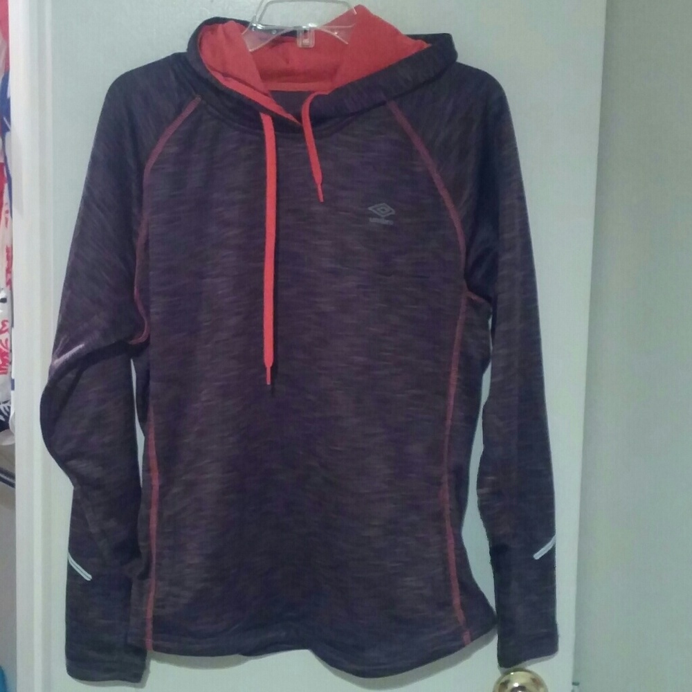Fleece-lined grey and pink umbro hoodie XL