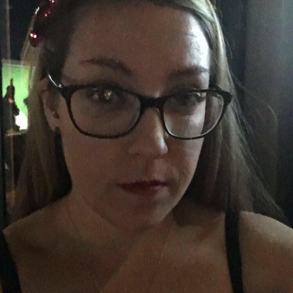 Meet your Posher, Amelia