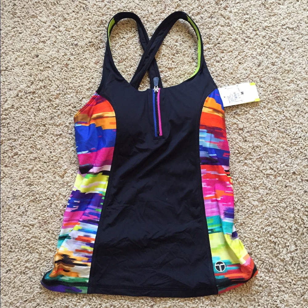 Trina Turk recreation size M workout tank NWT