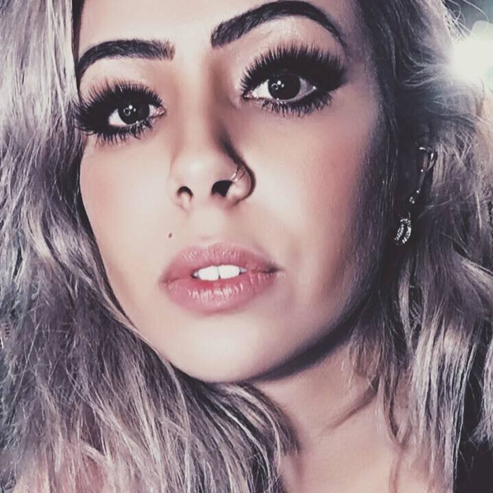 Meet your Posher, Sera