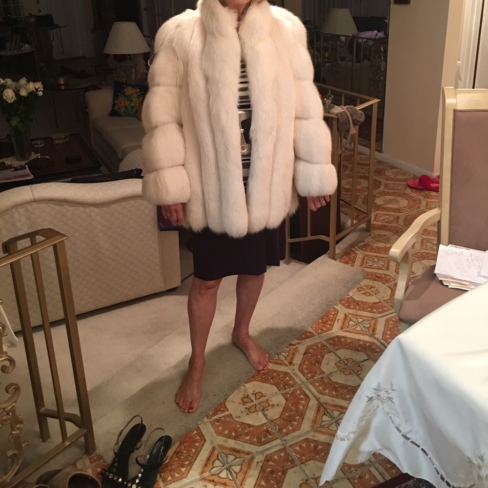 White fox fur coat - Picture 2 of 3