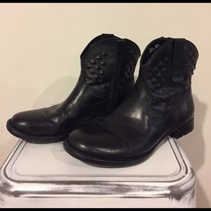 Born ankle boots size 8.5