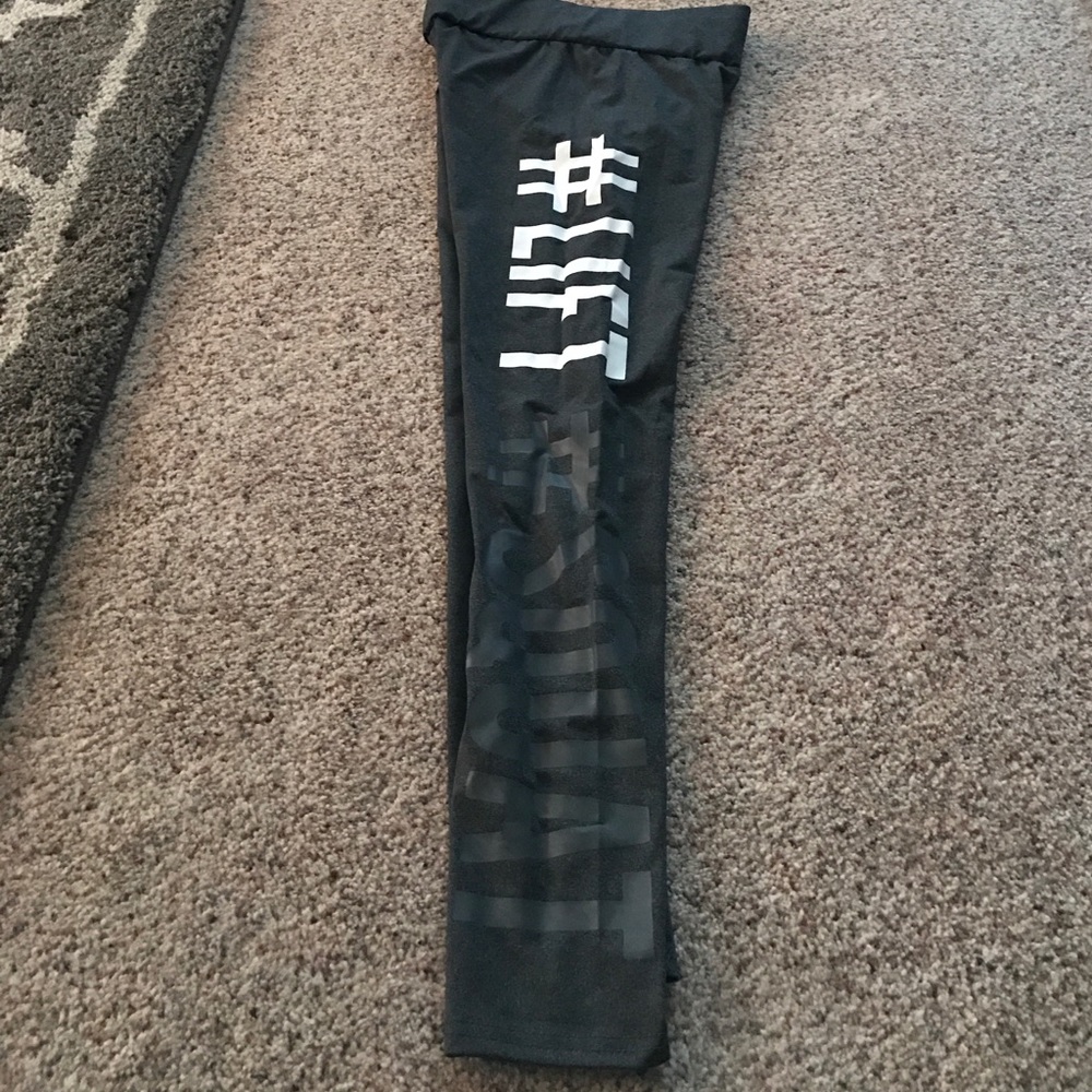Workout leggings large