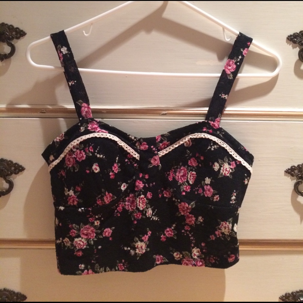 Cute floral crop top