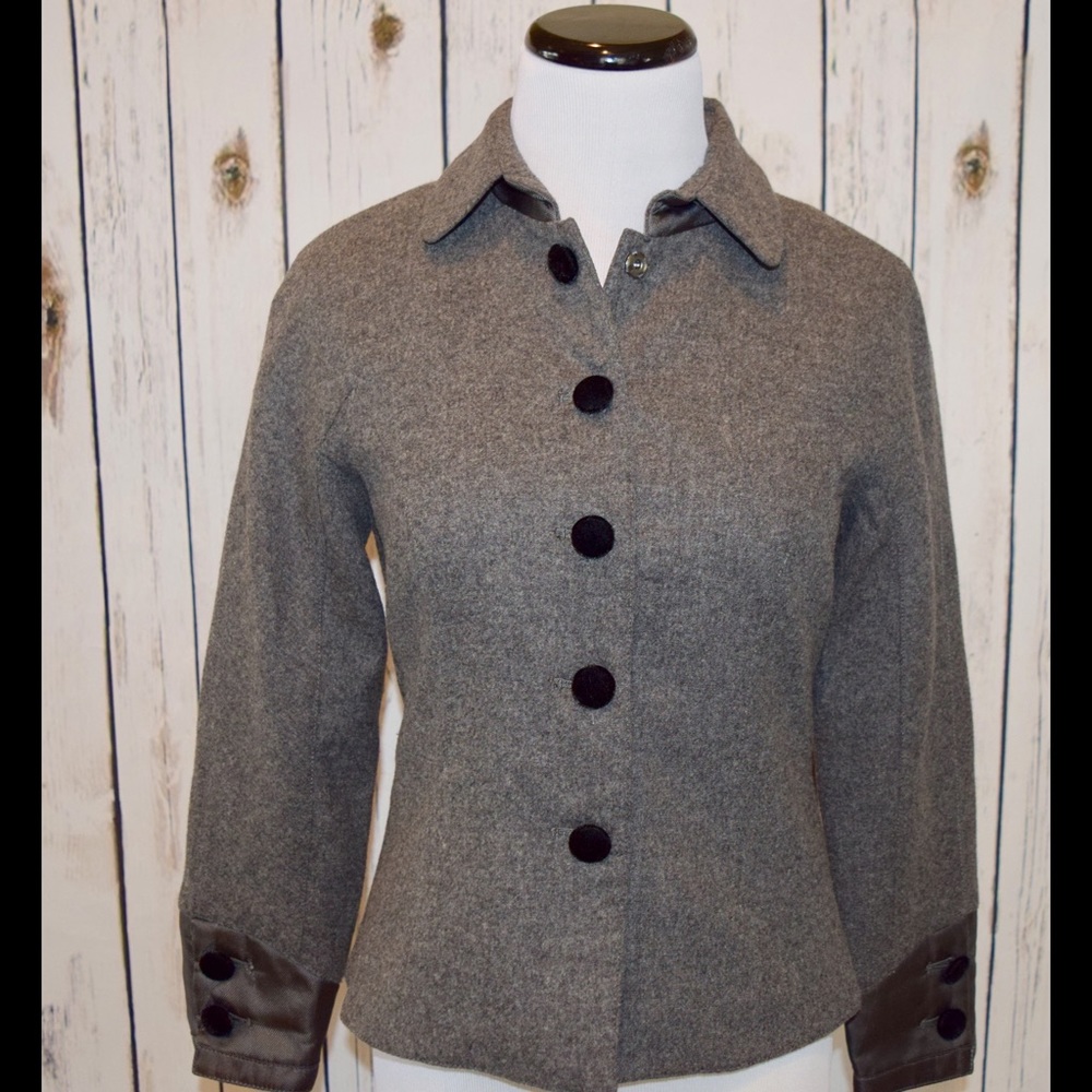 Grey Fitted Button Up Blazer