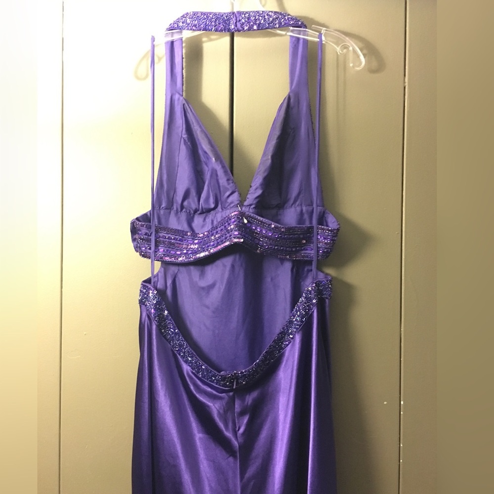 Prom Dress - Picture 3 of 3