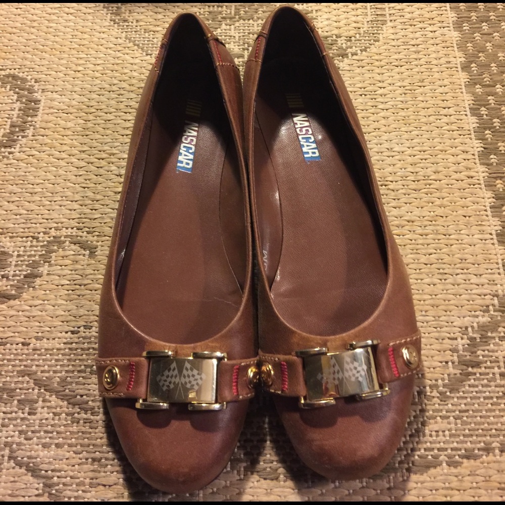 NASCAR flats 6.5M