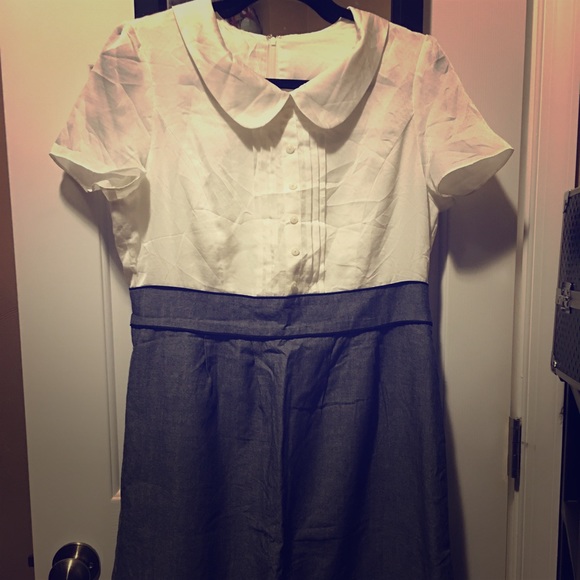 Dress - Picture 1 of 3