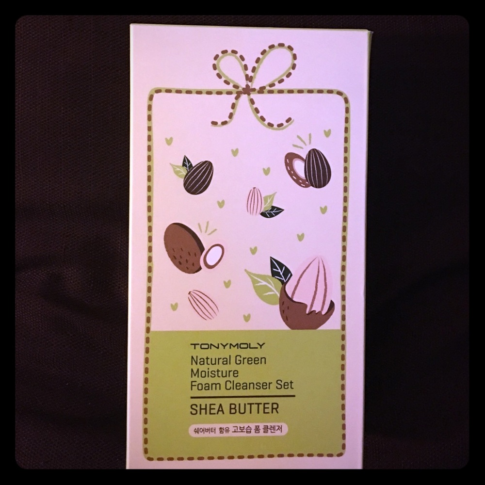 TonyMoly Natural Moisture Foam Cleanser Set (2)