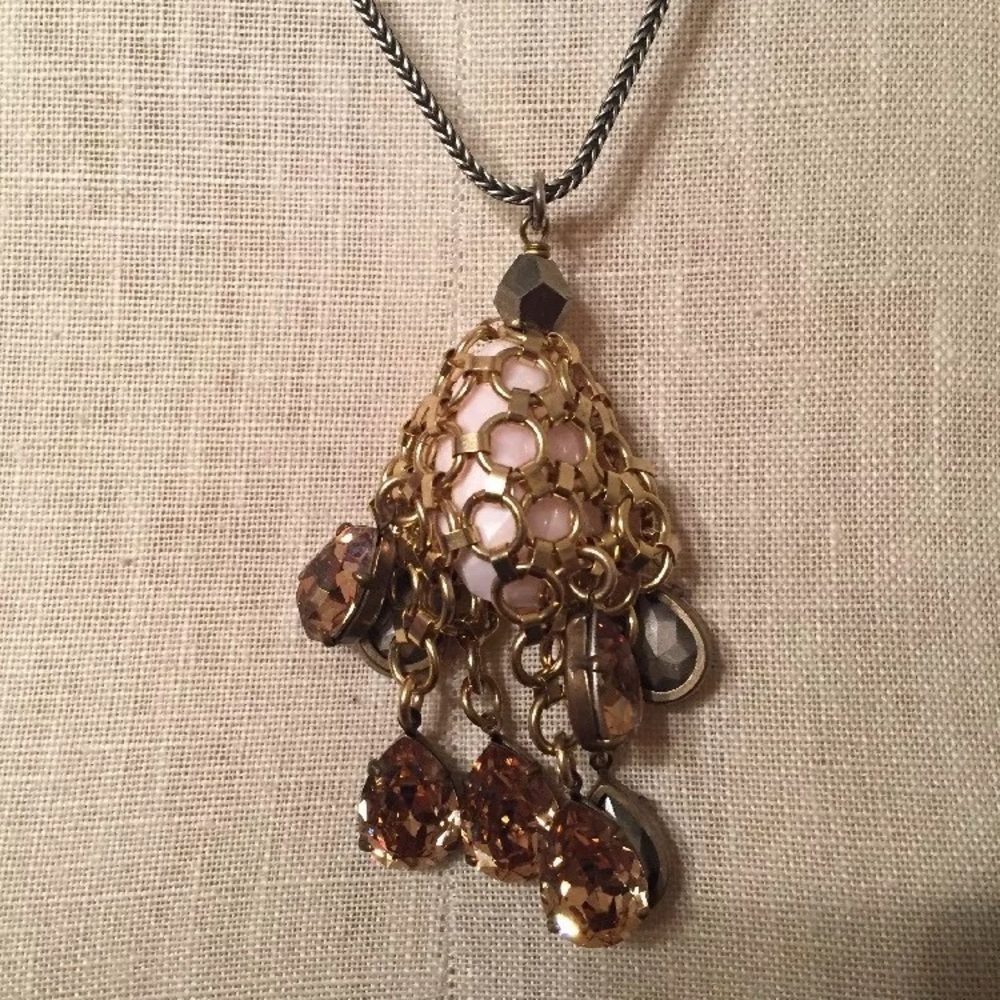 Aris Geldis necklace