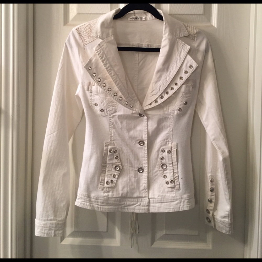 Gorgeous White Jacket. Perfect For Spring & Summer - image 1