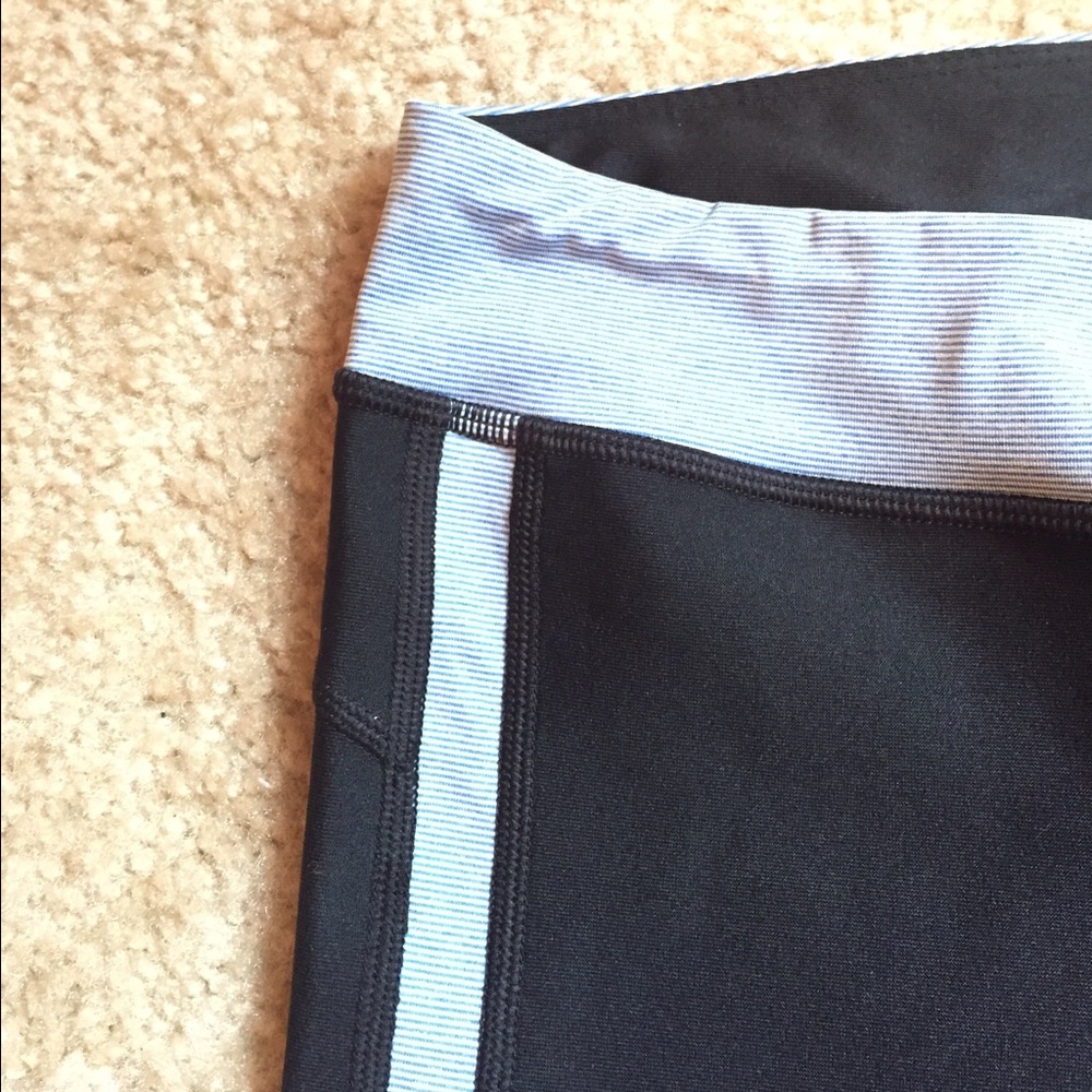 Under Armour Capris - image 2