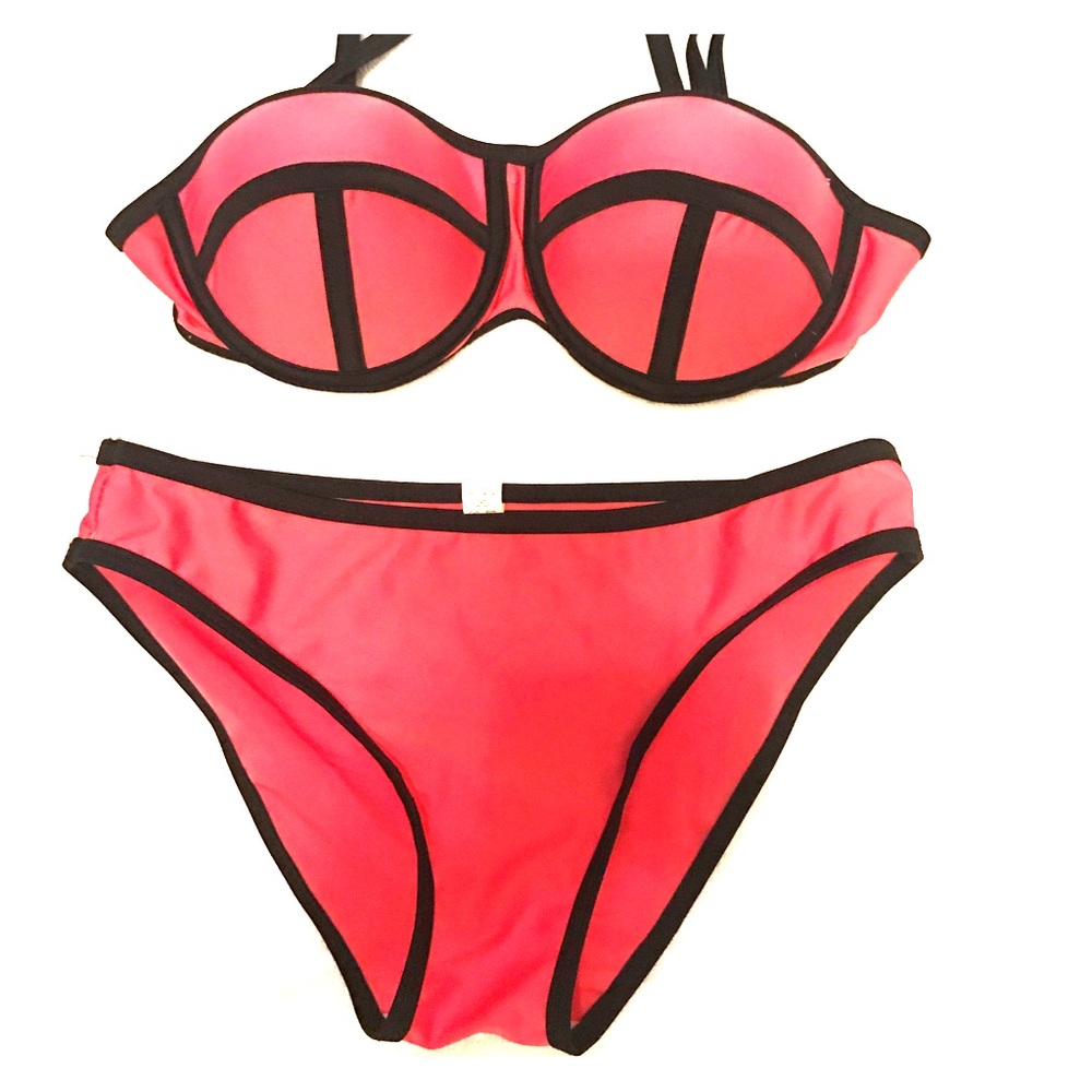 NWOT Hot Pink Triangl like bikini!⭐️