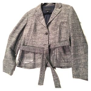 Super cute suit coat or blazer
