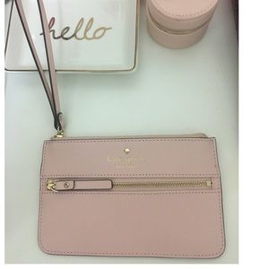 kate spade wristlet