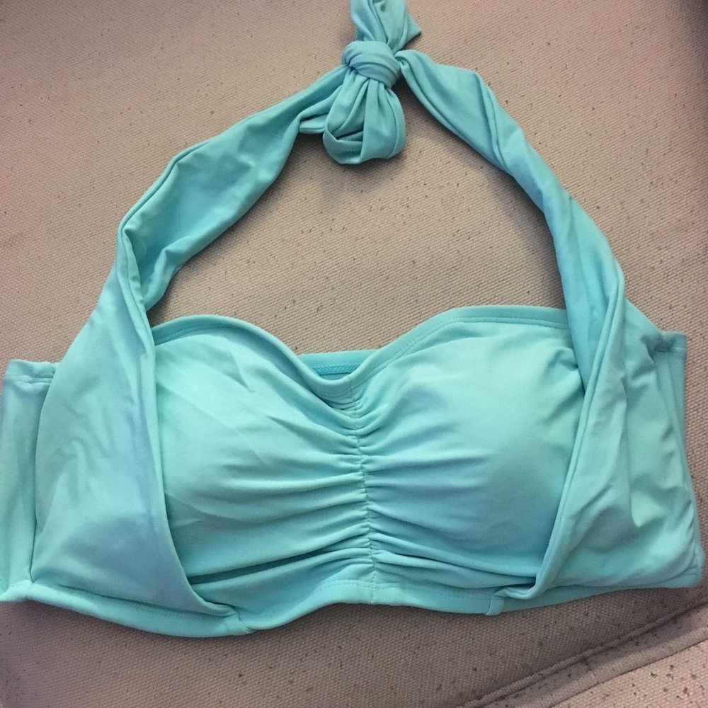 Plus size bikini top