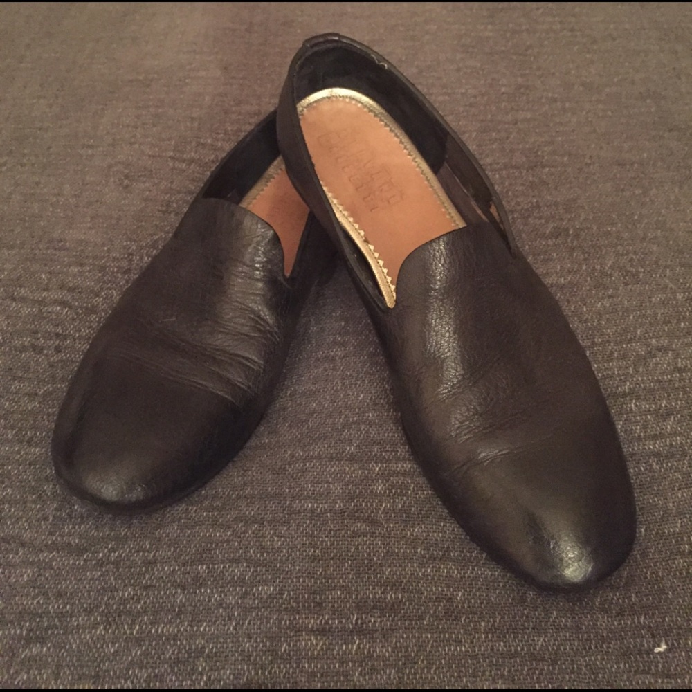 Sassetti blk leather flats.  36. Made in Italy.
