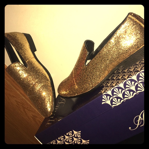 Gold Loafers ! ⭐️✨ main image 3