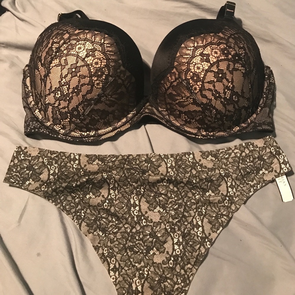 NWT bra and panty set