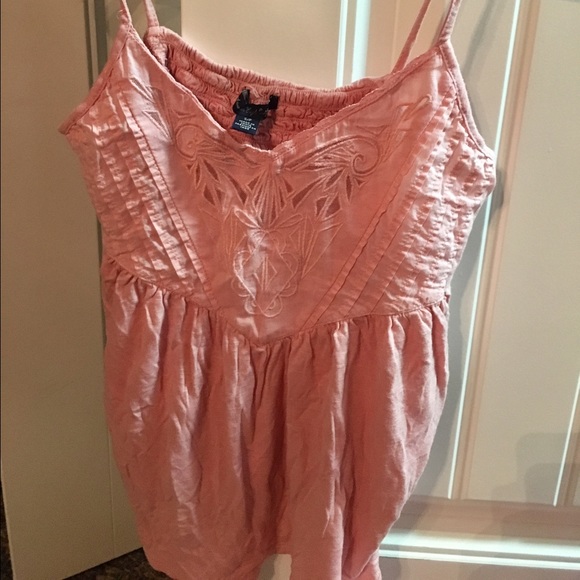 American Eagle top - Picture 2 of 2