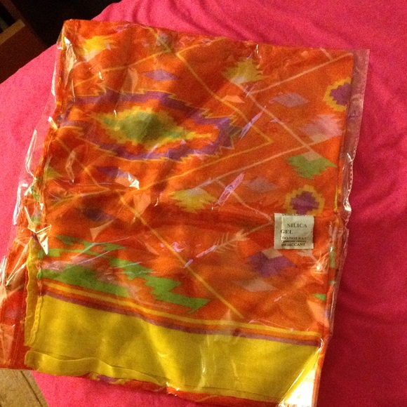 Brand New Lightweight Cute Spring Infinity Scarf - Picture 7 of 8