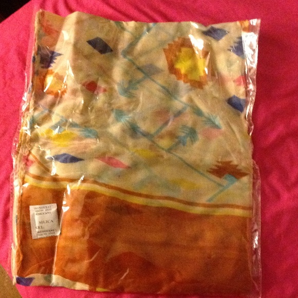 Brand New Lightweight Cute Spring Infinity Scarf - Picture 8 of 8