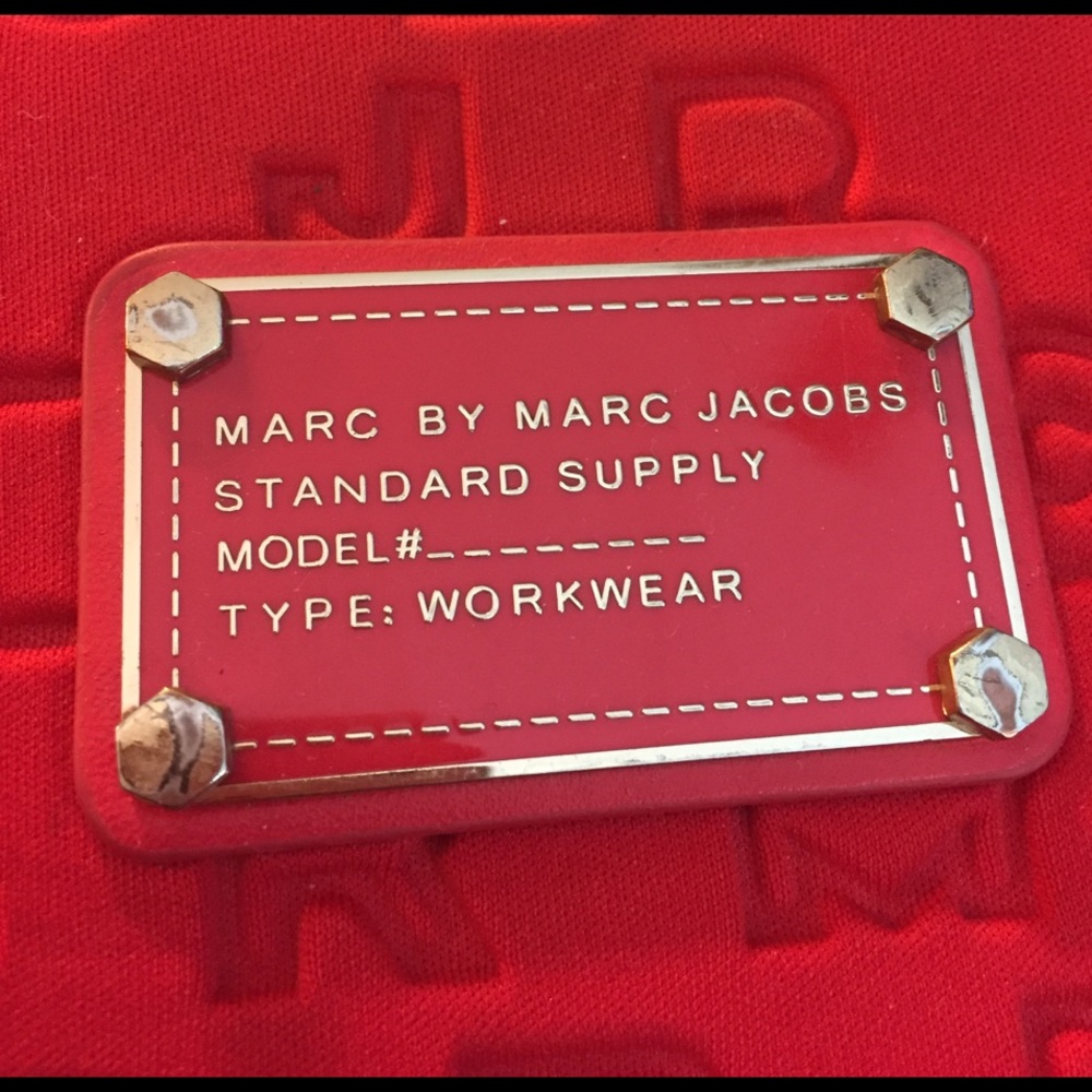 MARC JACOBS -iPad case -decent condition