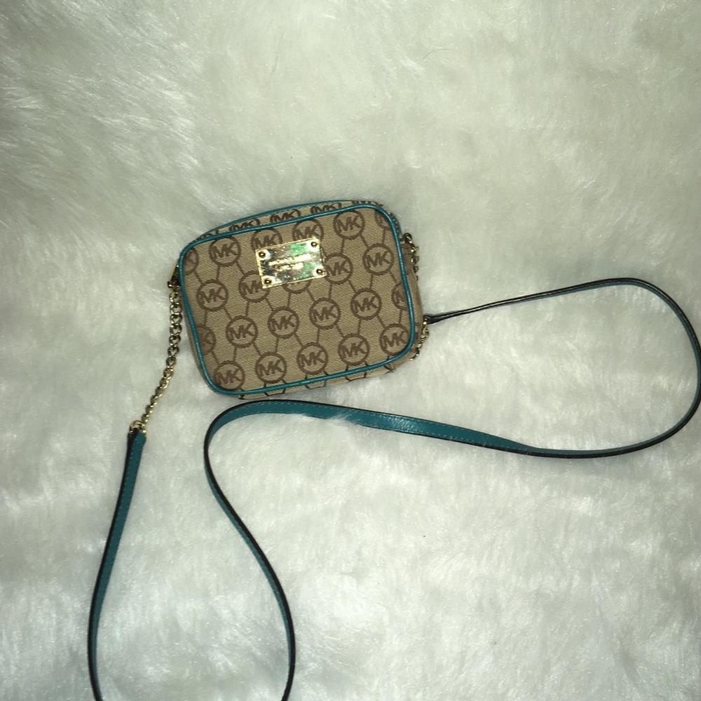 Michael Kors cross body