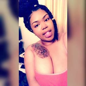 Meet your Posher, Corinthia