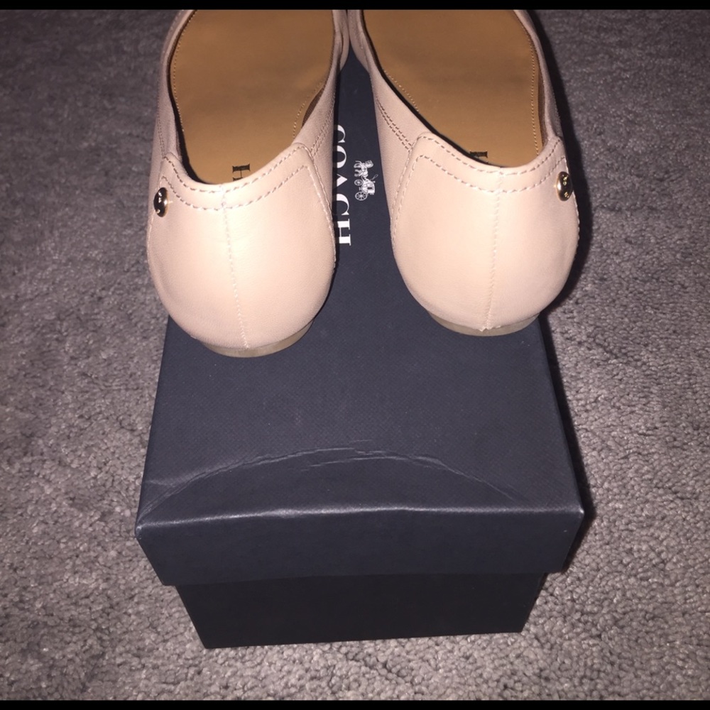 Coach Flats