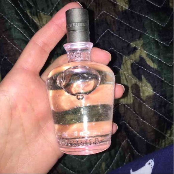 Malia perfume - Picture 1 of 1