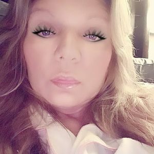 Meet your Posher, Carolyn