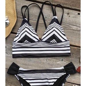 CUPSHE Black and white stripped bikini NWT