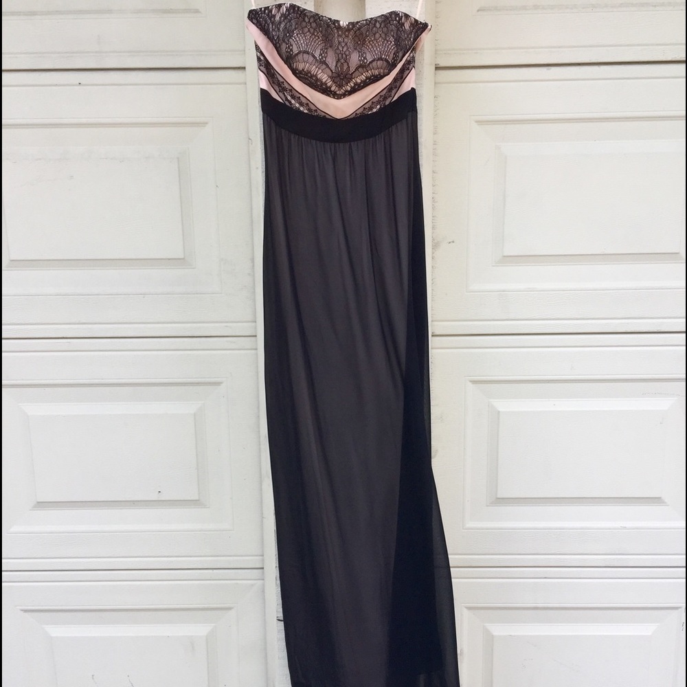 Gianni Bini floor length strapless gown size 0